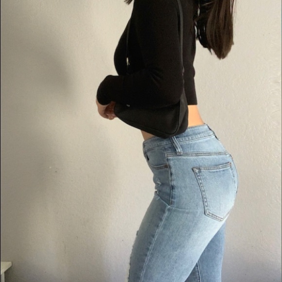 Light-washed jeans - Picture 2 of 2